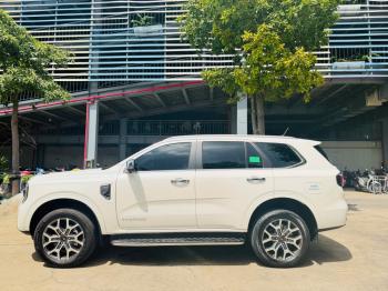 EVEREST 2.0L TITANIUM NHẬP KHẨU 2025 LƯỚT 19.000KM1786001025727_1921776930109827517_g6942579171103842382_2584f089e58c6eec06032dfca1c9b437