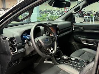 FORD EVEREST 2.0L BI-TURBO 2 CẦU NHẬP KHẨU 20241787104477421_1921776930109827517_g6942579171103842382_7bba209617ee285d063a4eb93ba76377