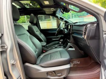 FORD EVEREST 2.0L TITANIUM NHẬP KHẨU 2025 LƯỚT 2 VẠN1787730741243_1921776930109827517_g6942579171103842382_121b2da347ce356e3ef0de045a9f9e77
