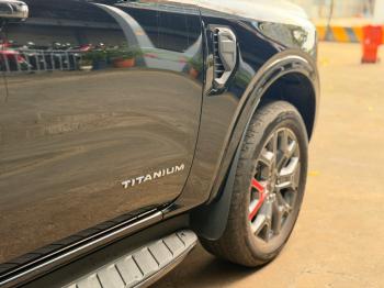 FORD EVEREST TITANIUM 2.0L NHẬP KHẨU 2024 LƯỚT 11.000KM1792483745864_1921776930109827517_g6942579171103842382_5314dba11ebcb0930d436358c5e628d3
