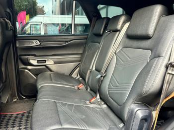 FORD EVEREST 2.0L TITANIUM 1 CẦU SẢN XUẤT NHẬP KHẨU 2024everest-2024-cu (15)