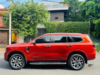FORD EVEREST 2.0L TITANIUM 2 CẦU SỐ TỰ ĐỘNG NHẬP KHẨU 2023everest-luot (12)