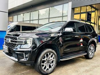 FORD EVEREST TITANIUM 1 CẦU NHẬP KHẨU 2022