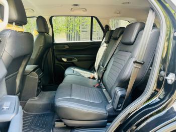 FORD EVEREST SPORT AT NHẬP KHẨU 2025z7201355958897_cc9ae46bf3a1164533f68e477643e9fb