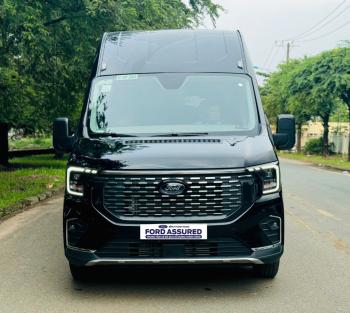 FORD TRANSIT PREMIUM 18 CHỖ SIÊU LƯỚT 2025
