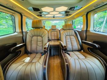 FORD TOURNEO LIMOUSINE CAO CẤP 7 CHỖ 2020z7257107160076_fbaeefc8763400de673ebf3cece0a02a