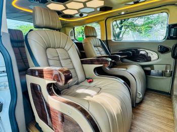 FORD TOURNEO LIMOUSINE CAO CẤP 7 CHỖ 2020z7257107169143_d1b907ca79e2af2d1c758d5aef5aff1c