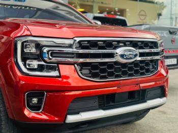 FORD EVEREST TITANIUM 2 CẦU SỐ TỰ ĐỘNG MẪU MỚI 2023z7338443331505_8d8f1b9cf40d87d863e1bb2b6816e6c8