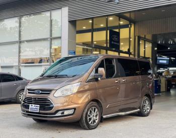 FORD TOURNEO TITANIUM 7C SẢN XUẤT 2019z7348772632667_4ed1a195be1b605bf348e658edb70efc