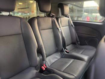 FORD TOURNEO TITANIUM 7C SẢN XUẤT 2019z7348772685261_67786019c974272cd3d45309c25e4c3e