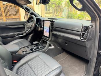 FORD EVEREST PLATINUM 2025 SIÊU LƯỚT 2.100KMz7353000722752_ac56c52d56320b174575df5db1cfdca5
