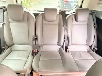 FORD TOURNEO TITANIUM 7 CHỖ SẢN XUẤT 2019z7569595755399_b23123b049f8c795b8aaad6c5b118417