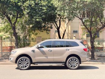 FORD EVEREST 2.0L TITANIUM 2 CẦU SỐ TỰ ĐỘNG SẢN XUẤT 2019z7625638840440_6c68ecf58249b15a2b633b4d115a9172