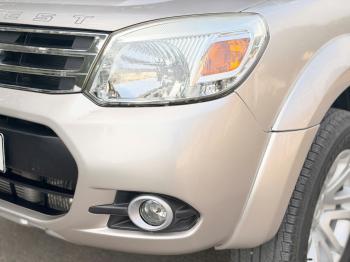 FORD EVEREST 2.5L LIMITED SỐ TỰ ĐỘNG CHẠY 9 VẠN SẢN XUẤT 2015z7629867419961_fb240fb105098e6b875ffc7061ead0f5