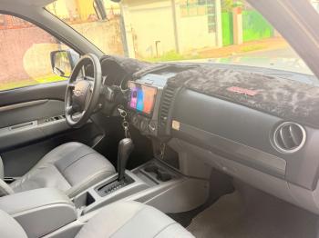 FORD EVEREST 2.5L LIMITED SỐ TỰ ĐỘNG CHẠY 9 VẠN SẢN XUẤT 2015z7629867764163_64d8acc601f1288a5304006a2f69ec93