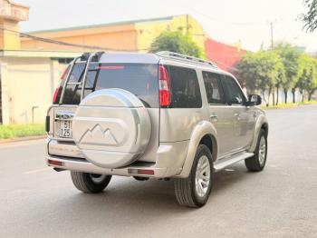 FORD EVEREST 2.5L LIMITED SỐ TỰ ĐỘNG CHẠY 9 VẠN SẢN XUẤT 2015z7629867800883_297f77a6700ae7e2494ccea959cb5669