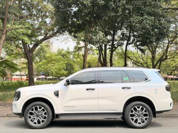 FORD EVEREST TITANIUM 2 CẦU SỐ TỰ ĐỘNG NHẬP KHẨU 2023z7683753004869_1b84dbd3472351d5f6ccf4dbf7461635