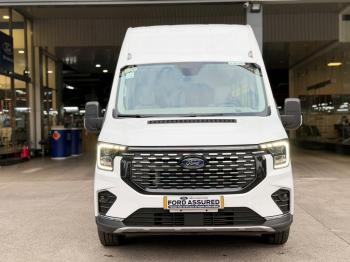 FORD TRANSIT PREMIUM 16 CHỖ SIÊU LƯỚT 19.000KM ĐỜI 2025