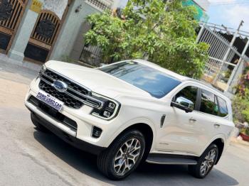 FORD EVEREST 2.0L TITANIUM SẢN XUẤT 2025 2 CẦU SIÊU LƯỚT 5.300KMz7853468977317_33819092befc5138bc8082abc554a78b