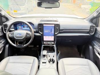 FORD EVEREST 2.0L TITANIUM SẢN XUẤT 2025 2 CẦU SIÊU LƯỚT 5.300KMz7853469020244_fdb3c795536e15494434731add27e120