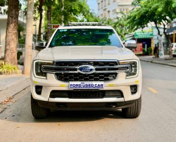 FORD EVEREST TITANIUM 1C NHẬP KHẨU 2024 LƯỚT 15.800KM