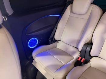 FORD TOURNEO TITANIUM LÊN GHẾ NAPPA 2019z7975320113262_1a61f220fd3fb91ce6d911614c8c28dd